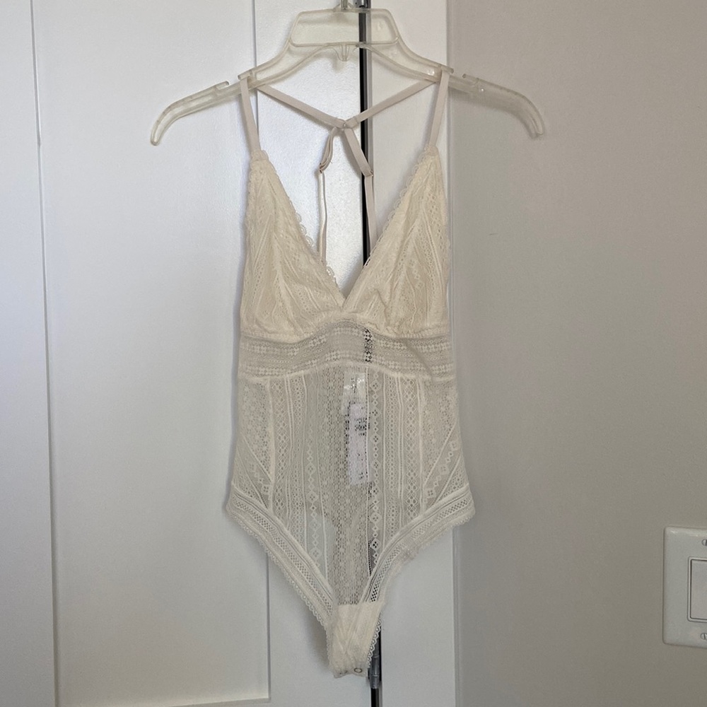 NWT Abercrombie and Fitch lace body suit